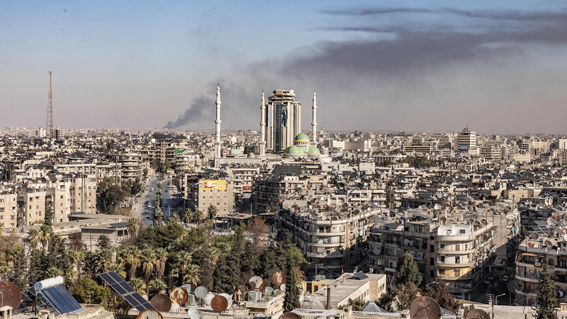 シリア北西部で反政府勢力が電撃攻勢　国際社会は自制と対話を要請