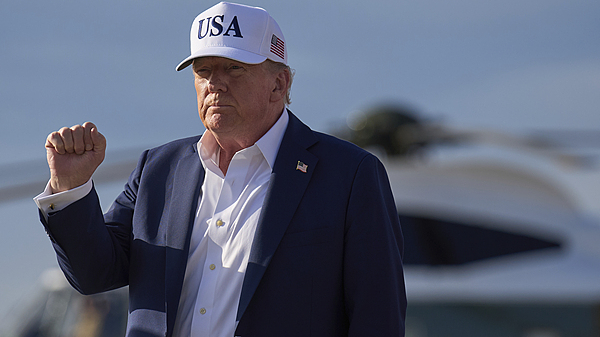 トランプ米大統領、日本と韓国に25％関税表明　来年8月1日から輸入品対象