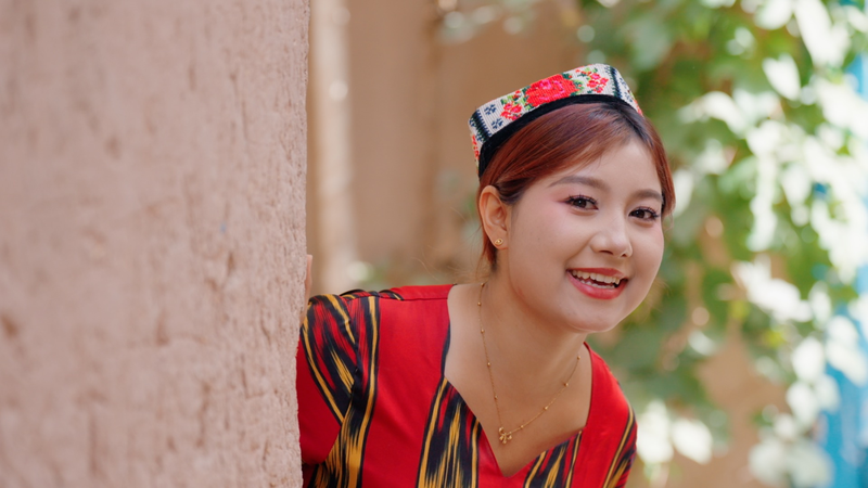 新疆ウイグル自治区・Kashi古城の「守り人」グリさんがつなぐ文化と観光 video poster