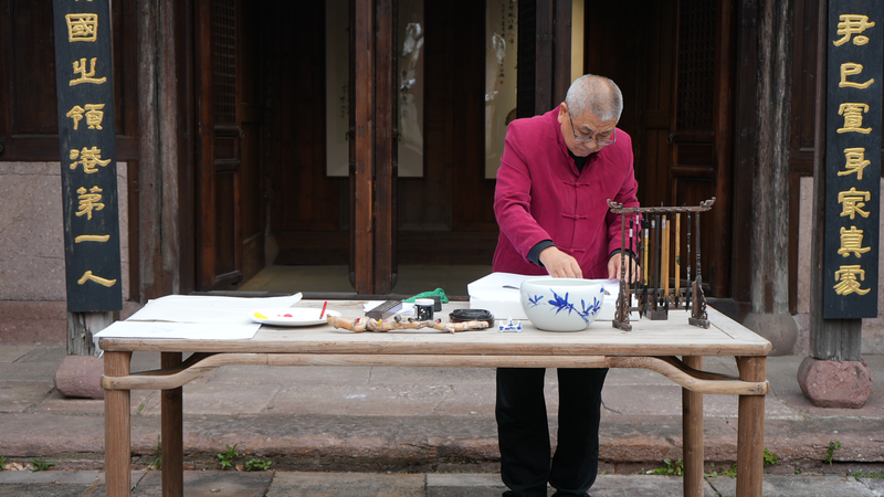 中国・象山の魚拓アート　海と暮らすまちの記憶を刷り出す