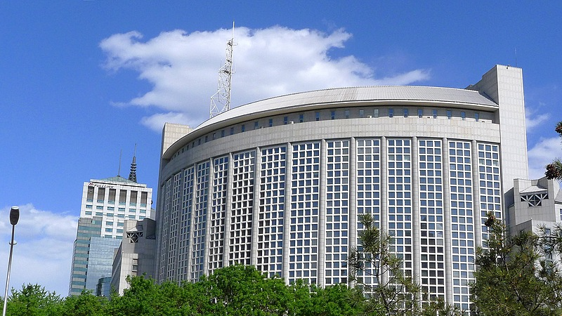 中国の「闘争で平和を守る」外交とは　高市首相発言への反応を読み解く