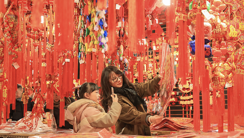 春節の中国消費が絶好調　巳年スタートが示す内需シフト