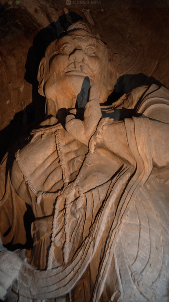 世界の記者が圧倒された龍門石窟　河南「中国文明の旅」の現場から video poster