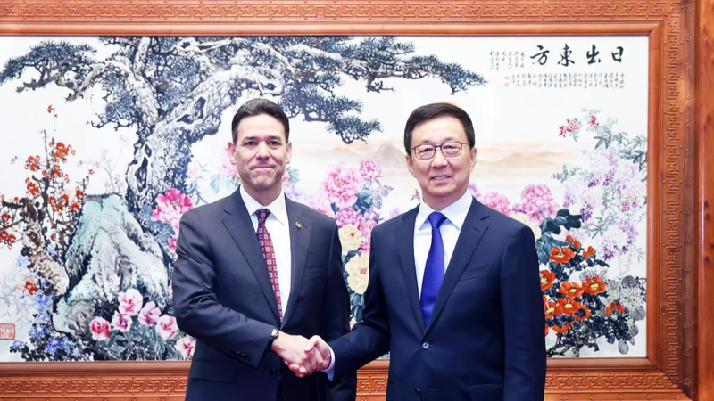 中国と米国はパートナーで友人に　韓正副主席がオレゴン州上院議長と会談