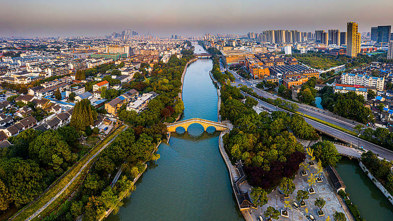 古都・蘇州のいま　工業園区と寒山寺がつなぐ古今融合の魅力 video poster