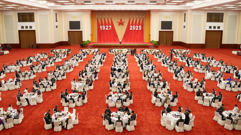 中国国防相が国家統一への備え強調　PLA創設98周年レセプションで発言