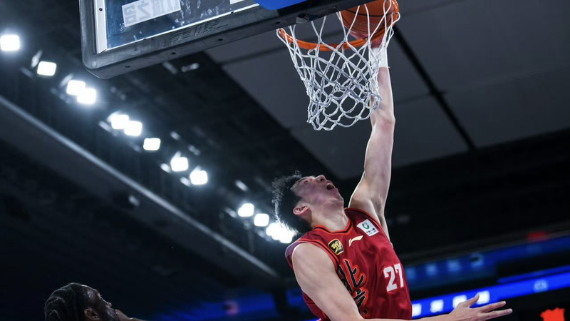 CBA浙江が北京に大逆転勝利 ヨーク34得点で終盤を制す video poster