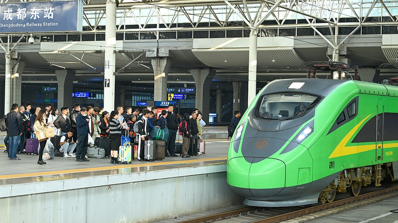 中国の鉄道旅客数が40億人突破 2024年に過去最高を更新