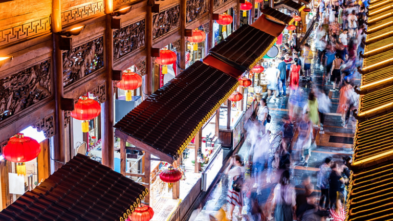 中国本土、国内市場強化を宣言　中央経済工作会議が示した2026年の優先課題 video poster