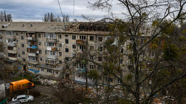 ゼレンスキー氏、米特使らと和平協議　「現実の平和」へ新提案も