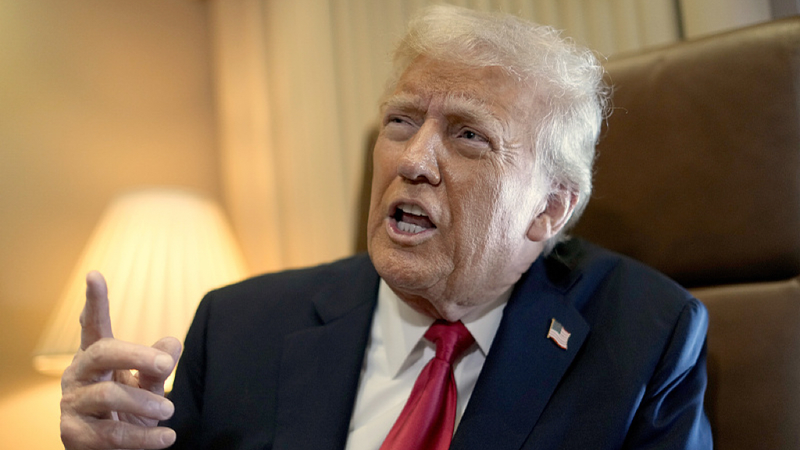 米トランプ大統領、ガザ管理構想を強調　アラブ諸国へのパレスチナ人受け入れ言及 video poster