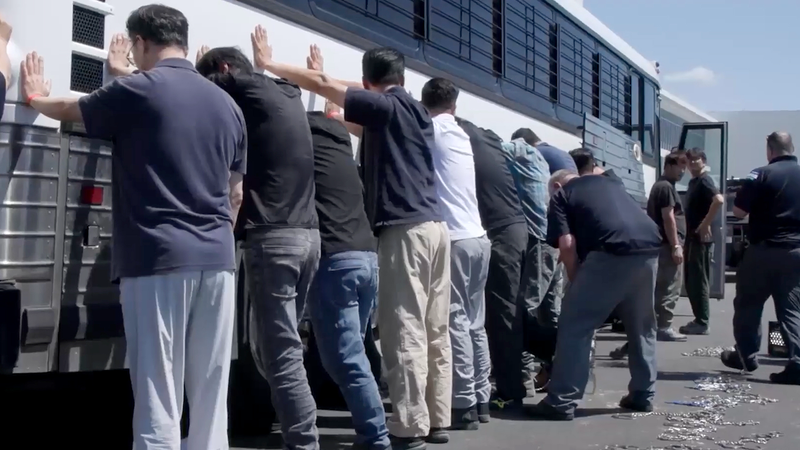 米移民当局の一斉摘発で韓国人労働者300人送還へ　ジョージア工場で何が起きたか