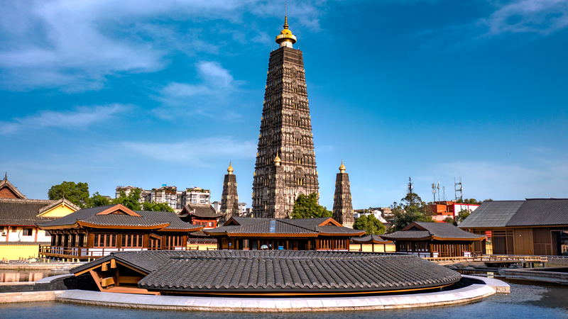 成都・龍興寺の都市再生が世界建築賞で人気賞 video poster