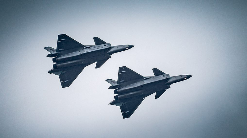 中国軍事パレード解説　伝統兵力と新領域戦力で示す最新の戦い方