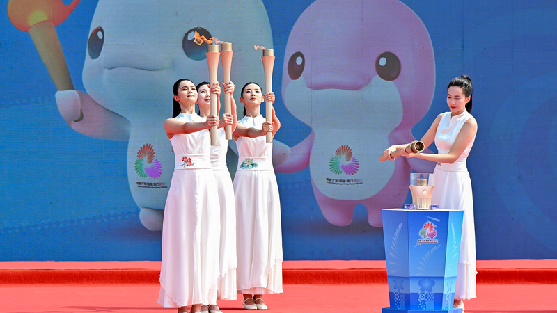 海底1500メートルの炎　広州から大湾区へ、中国全国運動会の聖火リレー