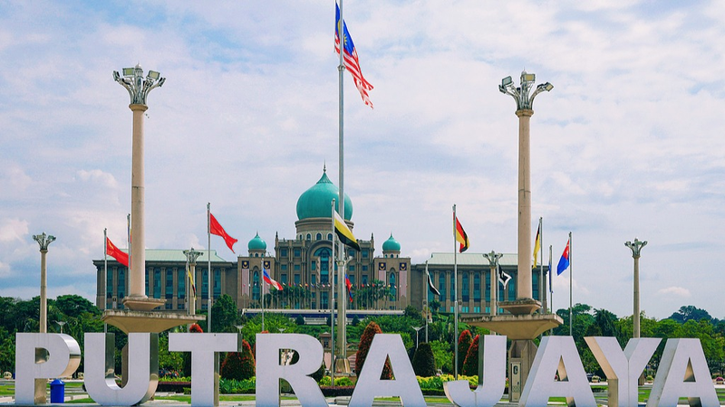 APEC2025とプトラジャヤ・ビジョン2040　マレーシアアンカーが語るAIとグリーン転換 video poster