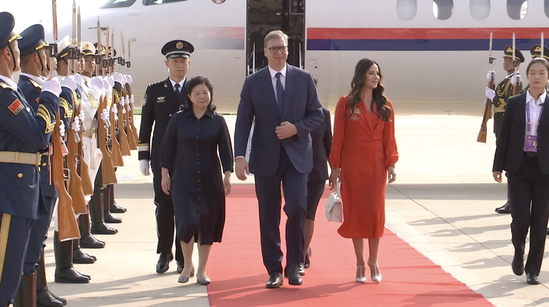 セルビアのブチッチ大統領が北京到着 中国の戦勝記念式典に出席へ video poster