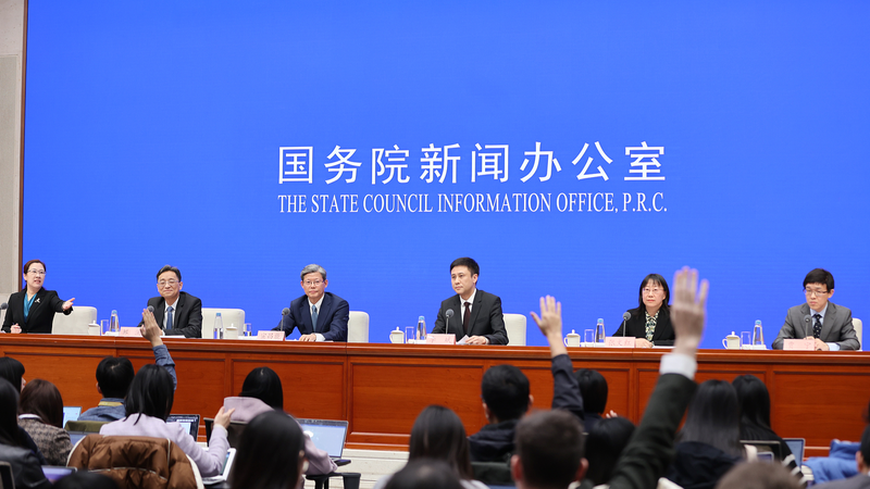 中国人民銀行、2025年も「適度に緩和的」金融政策と人民元安定を強調