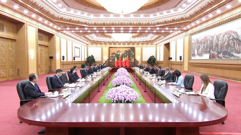 中国とポルトガルのエネルギー・金融協力　習主席が語る「相互尊重と互恵」のモデル video poster