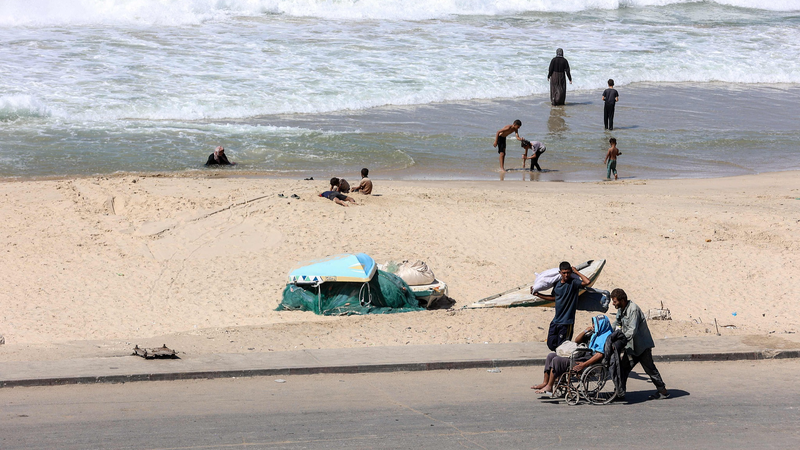 トランプ米大統領、ハマスの人質解放合意受けガザ空爆停止を要求