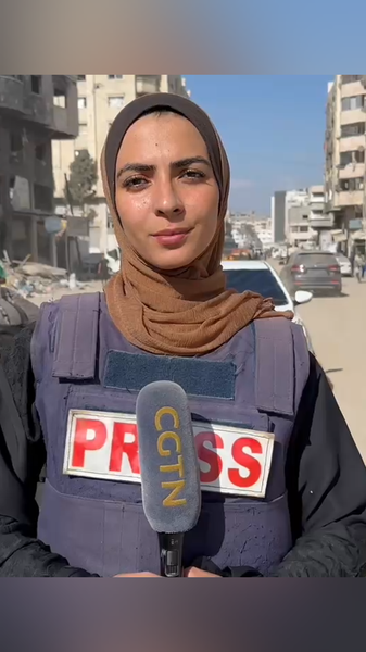 イスラエル地上侵攻でガザ市から数千人が南へ避難 video poster