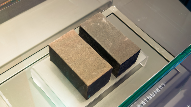 国際ニュース：中国の月面レンガ製造機、月面基地建設へ一歩　合肥で公開