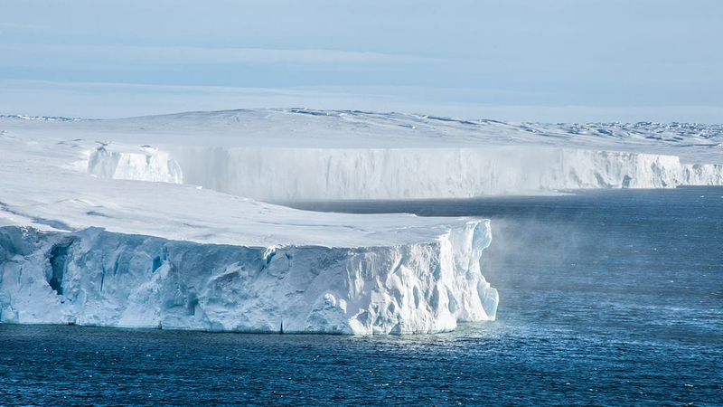 南極海の冬季海氷、衛星観測史上3番目の少なさに