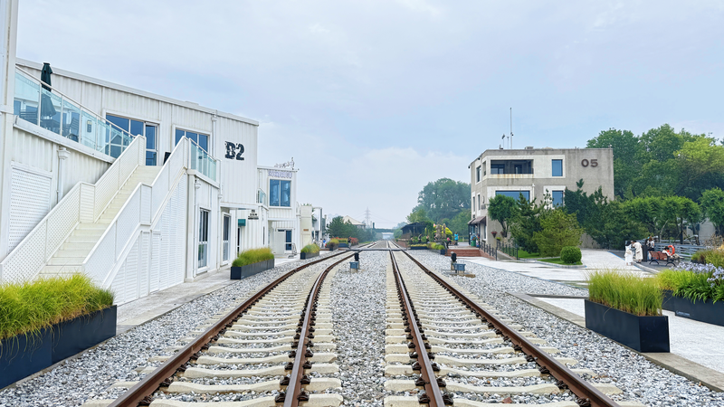 中国・秦皇島港が観光地に　旧港の産業遺産が生む新しい海辺のにぎわい