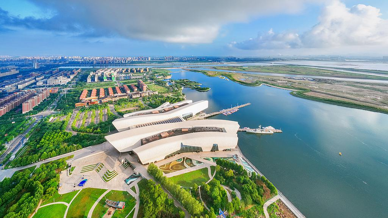 習近平氏、SCO首脳会議で100件の民生支援と奨学金拡充を表明 video poster