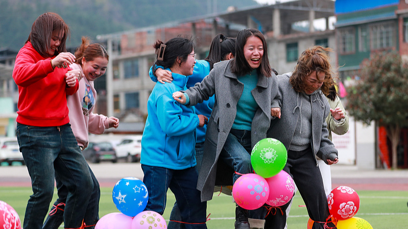 中国と国連女性機関トップが会談　女性の地位向上で連携強化へ