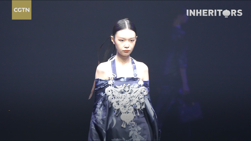 China Fashion Week 2025で脚光　AI×ミャオ族刺繍が世界へ video poster