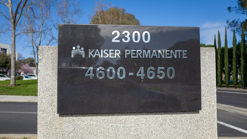 米国西海岸で医療従事者が大規模スト　カイザー・パーマネンテに賃上げと人員増要求