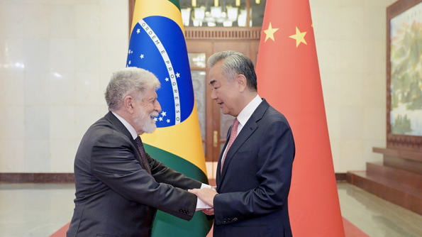 中国とブラジル要人会談　BRICSとグローバルサウス連携強化を確認