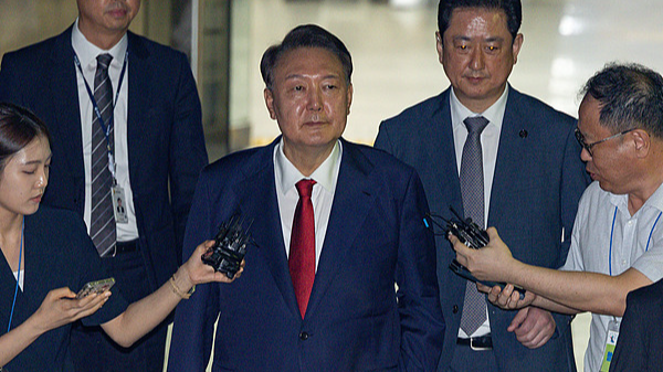 韓国で尹錫悦前大統領に新たな逮捕状　選挙介入疑惑で取り調べへ