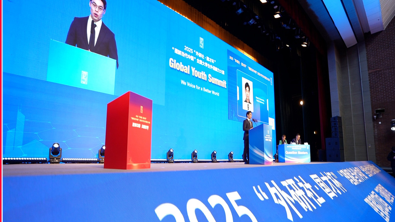 中国の若きグローバル伝え手たち　2025外国語コンテストの舞台