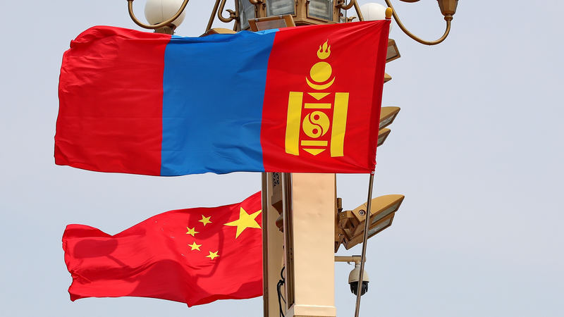 中国とモンゴルが協力強化へ　第9回アジア冬季大会のハルビンで首脳会談