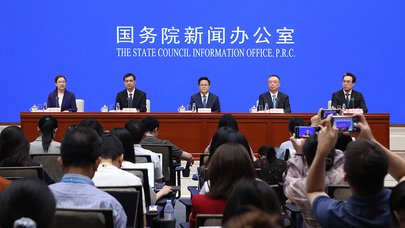 中国経済、2021〜25年に35兆元超拡大へ　内需とグリーン成長を読み解く