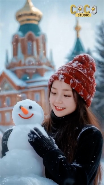 中国ハルビンのセント・ソフィア寺院前で雪だるま　2025年のソーシャルキャンペーン video poster