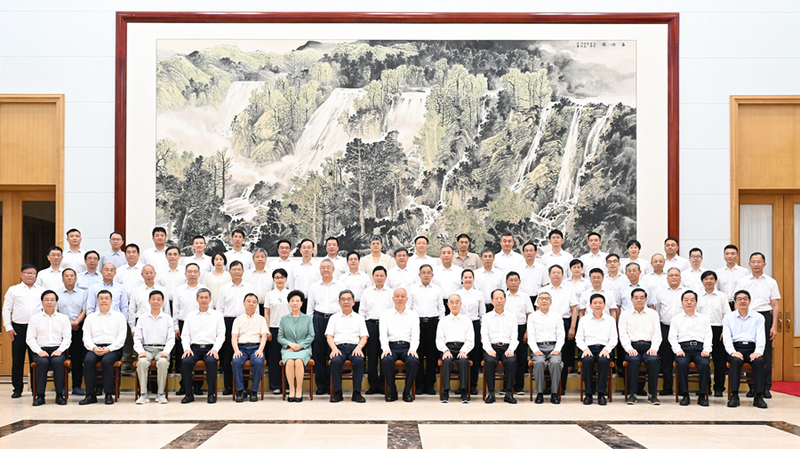 中国共産党・蔡奇氏、北戴河で専門家と対話　科学技術と人材育成を強調