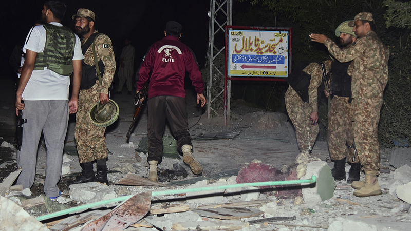 インドのパキスタン空爆：カシミール襲撃後に何が起きているのか