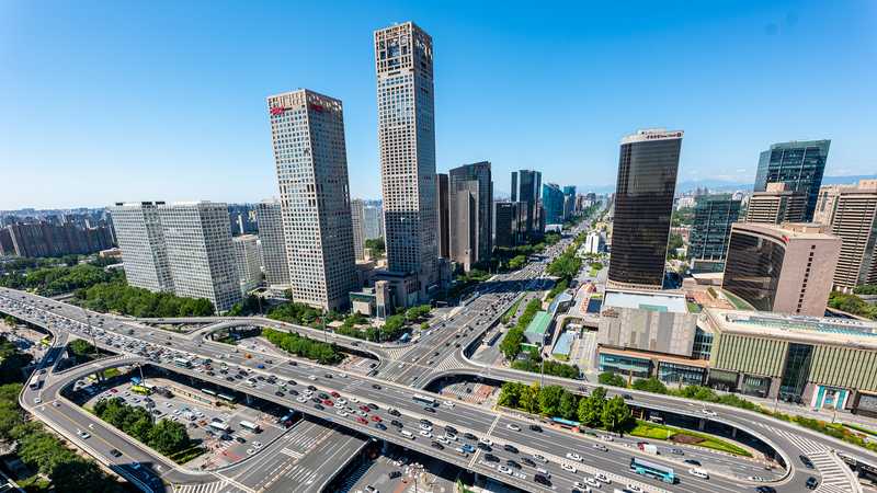 中国国務院会議で特別地方債と安全対策、サッカー振興を協議