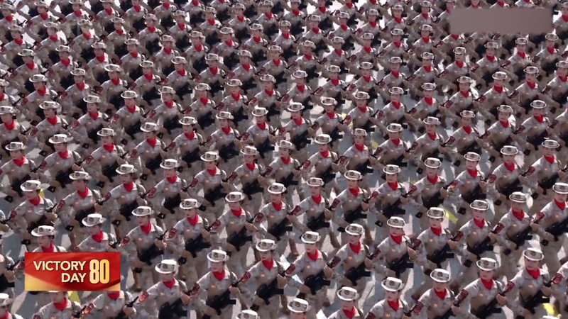 Vデー軍事パレードで女性民兵部隊が行進　歴史と現在の役割 video poster