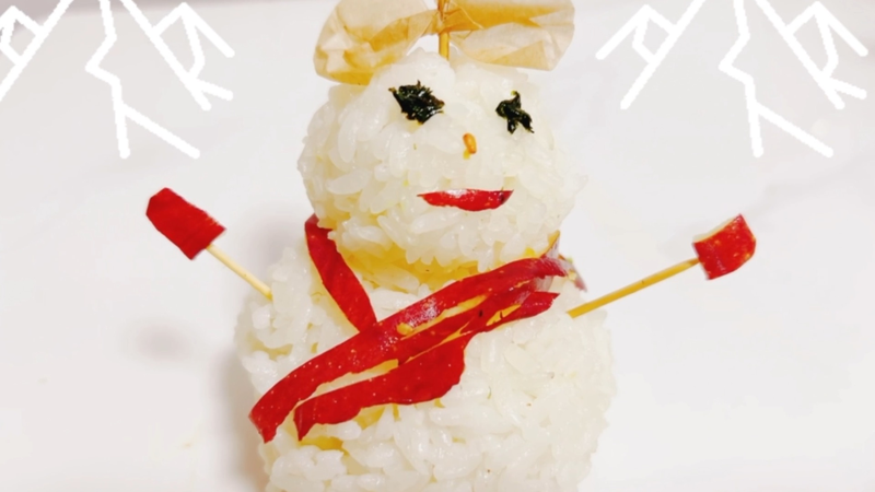 モロッコ人インフルエンサーがお米で雪だるま ハルビン2025応援SNS企画 video poster