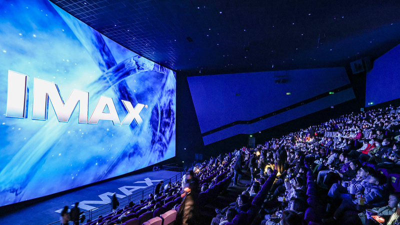 中国が米映画の輸入を縮小　国際メディアと観客の反応