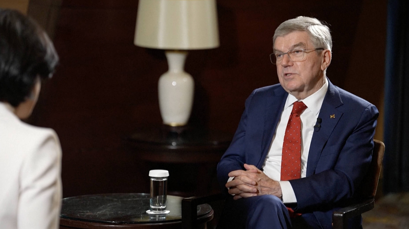 IOCバッハ会長、習近平主席のスポーツ重視を高く評価 video poster