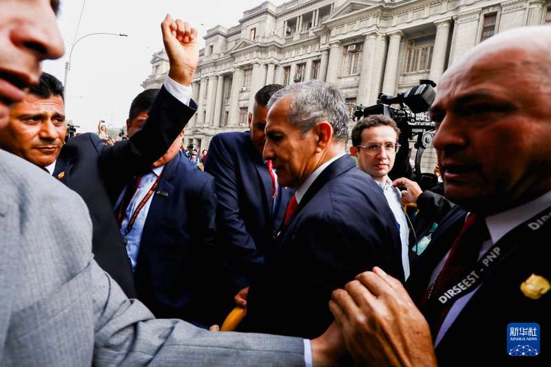 ペルー元大統領ウマラ氏に禁錮15年　資金洗浄で歴史的判決