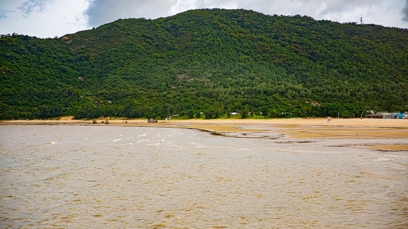 台風ターファーが中国南部・広東省に接近　休校と交通まひ相次ぐ