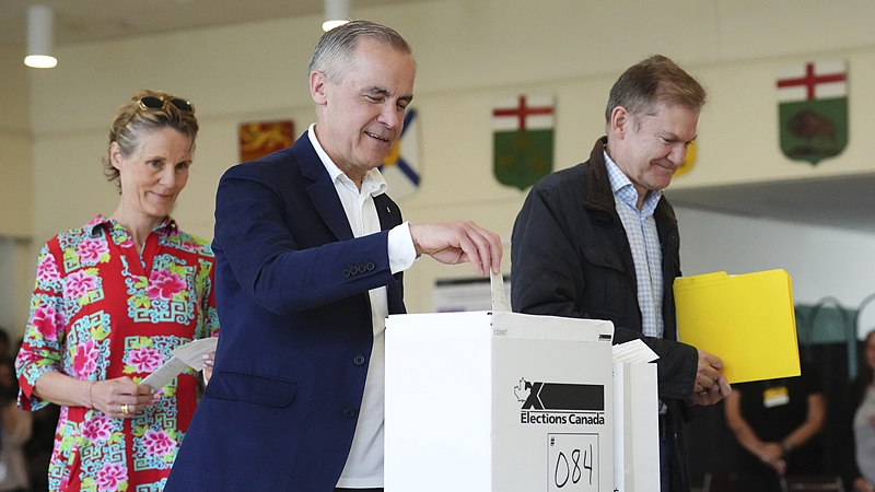 カナダ総選挙でカーニー首相続投　自由党は少数与党に、対米関係は新局面