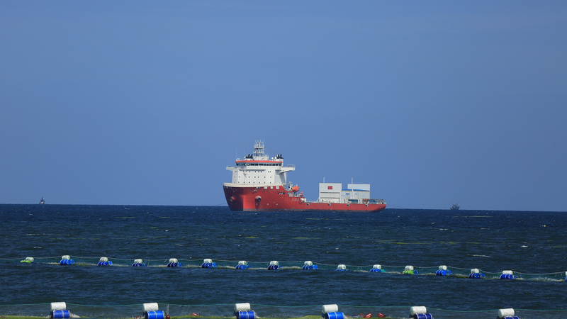 中国初の海上ロケット回収プラットフォーム誕生　再使用ロケット競争が加速