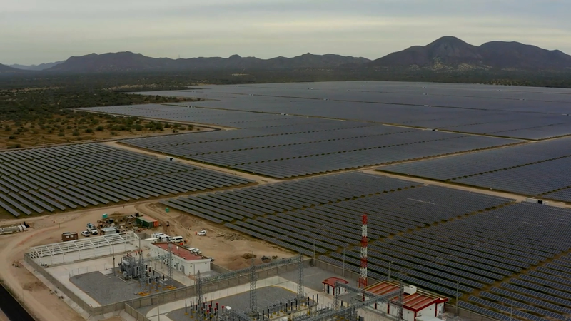 メキシコのエネルギー改革　国営企業を守りつつクリーン転換へ video poster